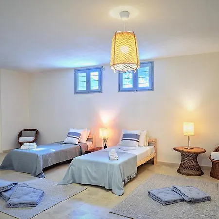 בית נופש Paros House 01