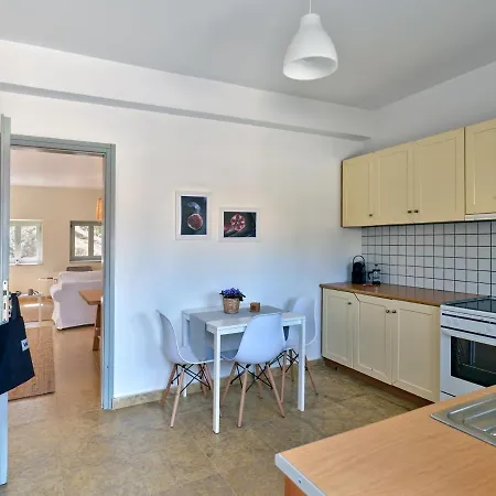 Paros House 01 בית נופש